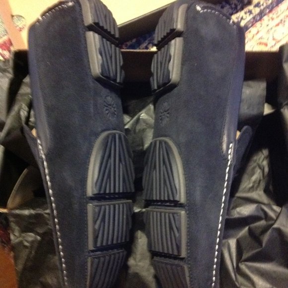 UGG Men\'s Bel-Air Venetian Navy Suede Loafers 11.5M -  New in Box main image 6